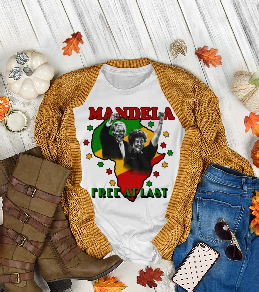 Nelson Mandela Free At Last Africa Map Red Yellow Green Stars T-Shirt