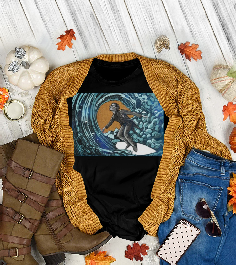 Michael Myers Surfing Massive Wave Halloween T-Shirt