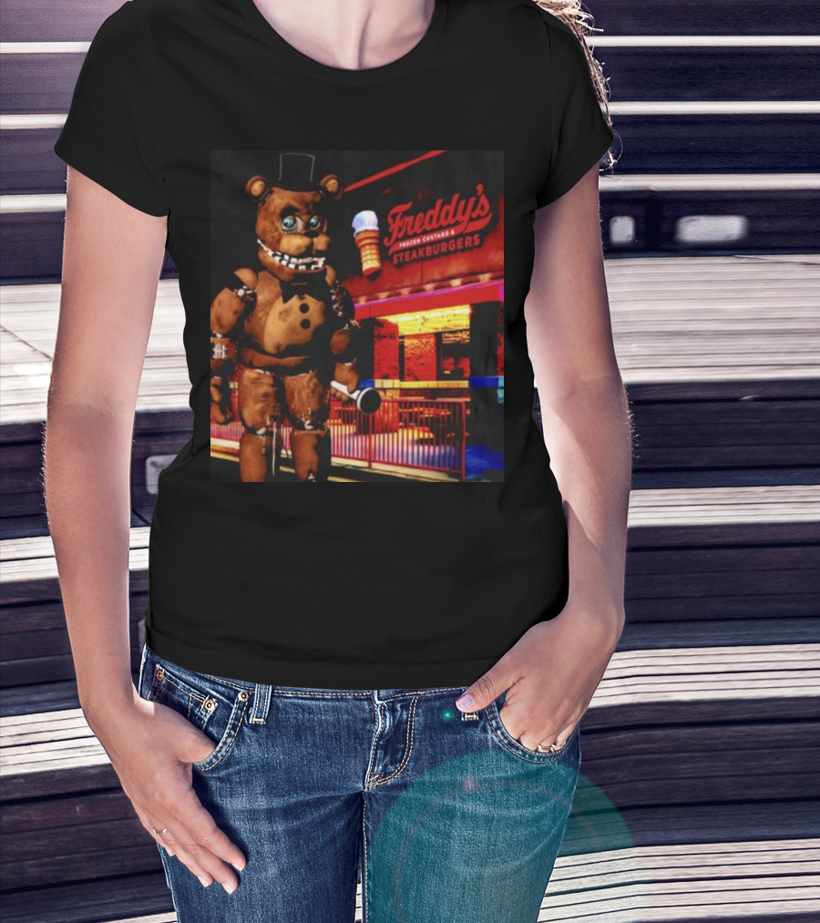 Mamonoworld Funny Bear Freddy's Frozen Custard And Steakburgers Bear T-Shirt