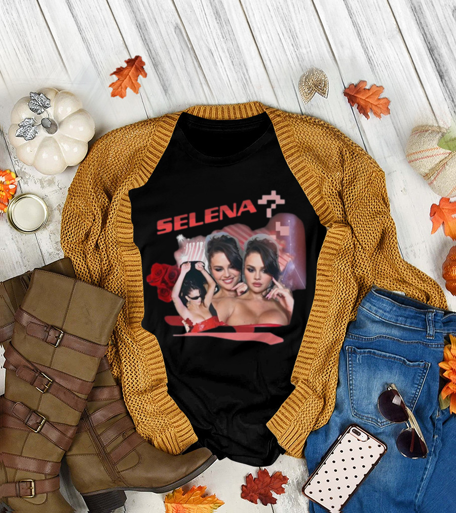Selena Red Roses Glam Aesthetic T-Shirt