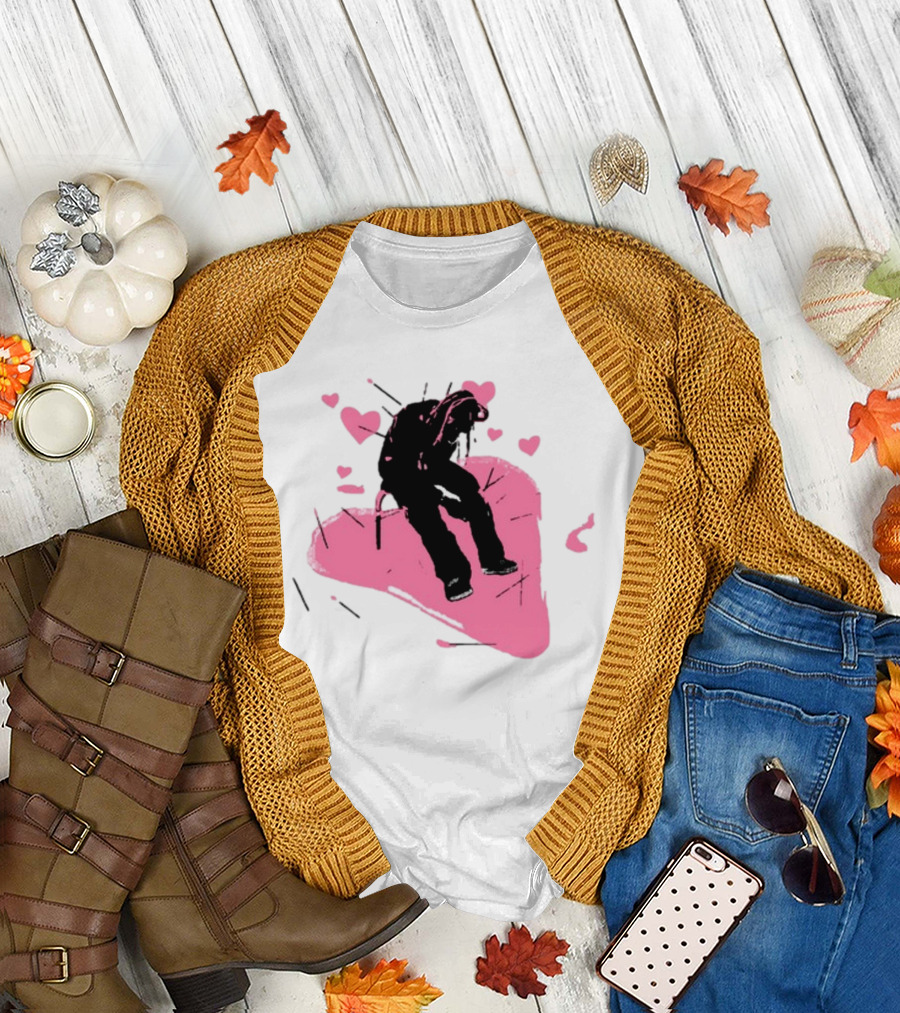 Drokenji Hearts White Pink Heart Black T-Shirt