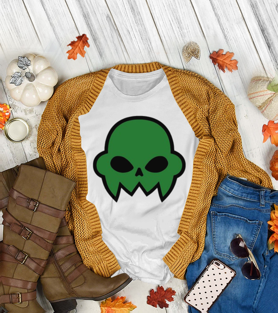 Jake's Green Skull Iconic Halloween Shadow T-Shirt