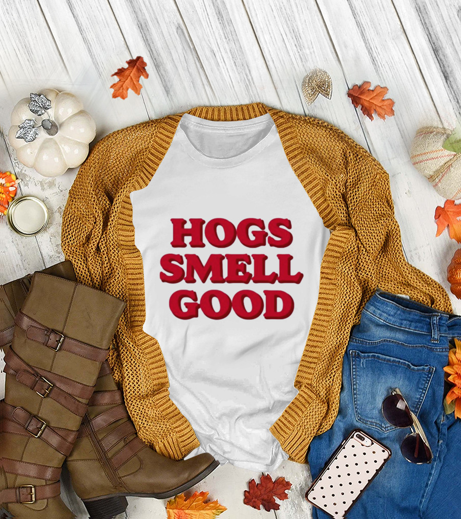 Hogs Smell Good Arkansas Razorbacks Danyelle Musselman T-Shirt