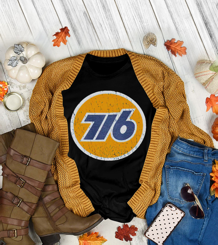 Pumped Up 716 Retro Sports Number Circle T-Shirt