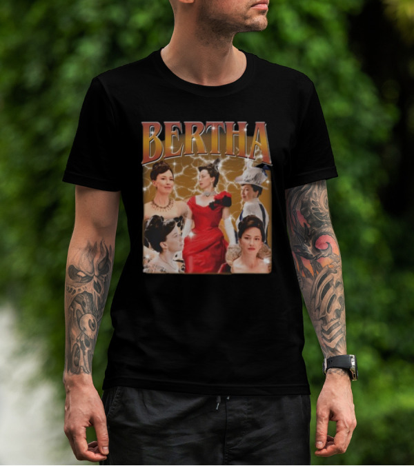 Bertha The Boss Glamorous Vintage Fashion Queens T-Shirt