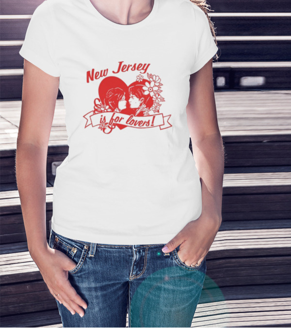 New Jersey Is For Lovers Red Heart Floral Banner T-Shirt
