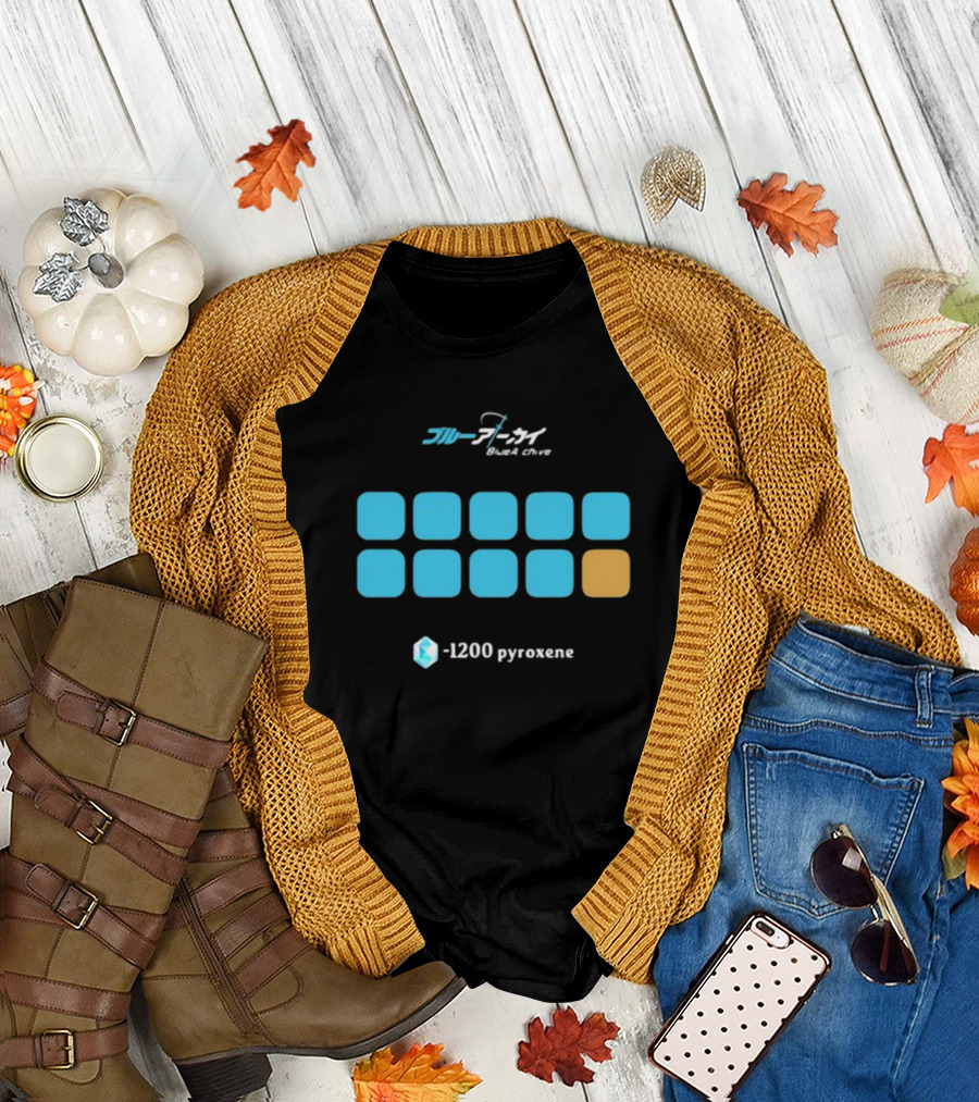 Blue Archive -1200 Pyroxene Iconic Grid T-Shirt