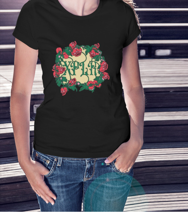 Shopxplr Skull Wreath XPLR Floral Skull T-Shirt