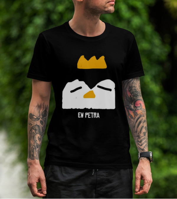Ew Petra Gurin Clips Iconic T-Shirt