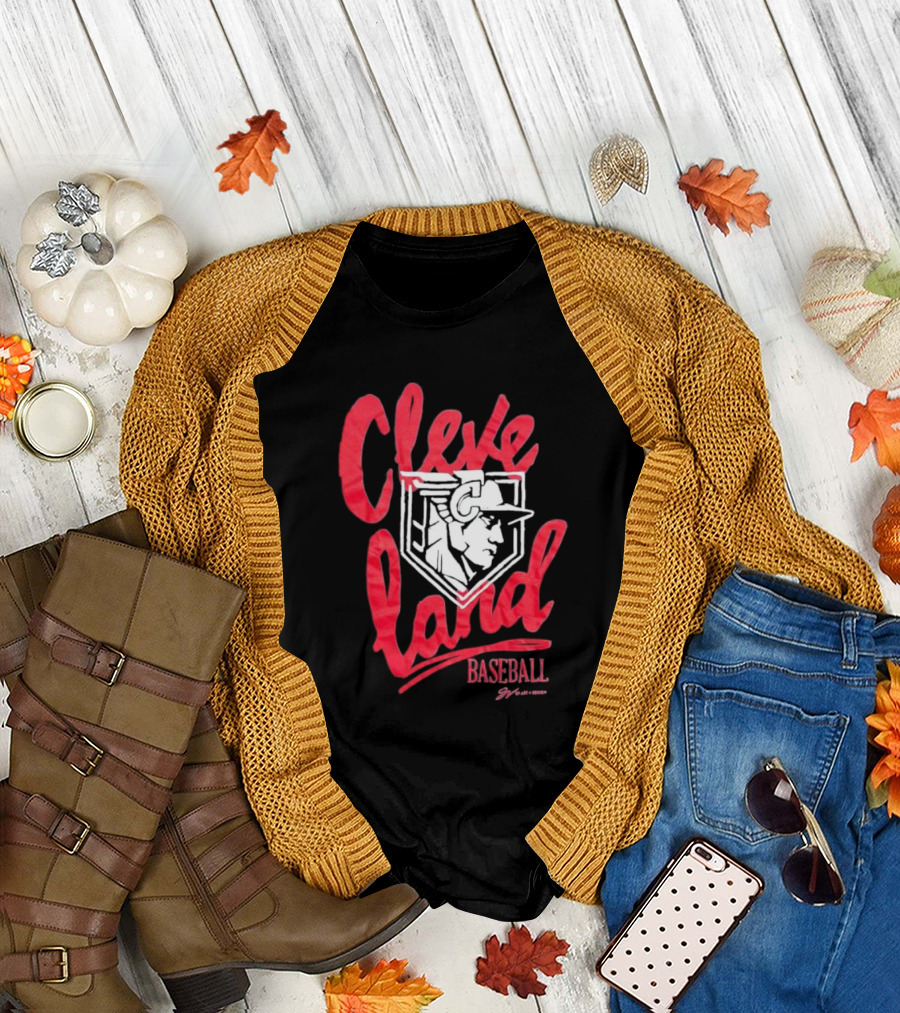Cleveland Baseball Guardian Script T-Shirt