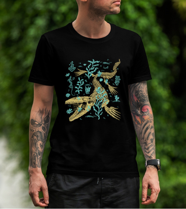 Mosasaurus Fossils Fitas Underwater Skeleton And Seaweed Scene T-Shirt