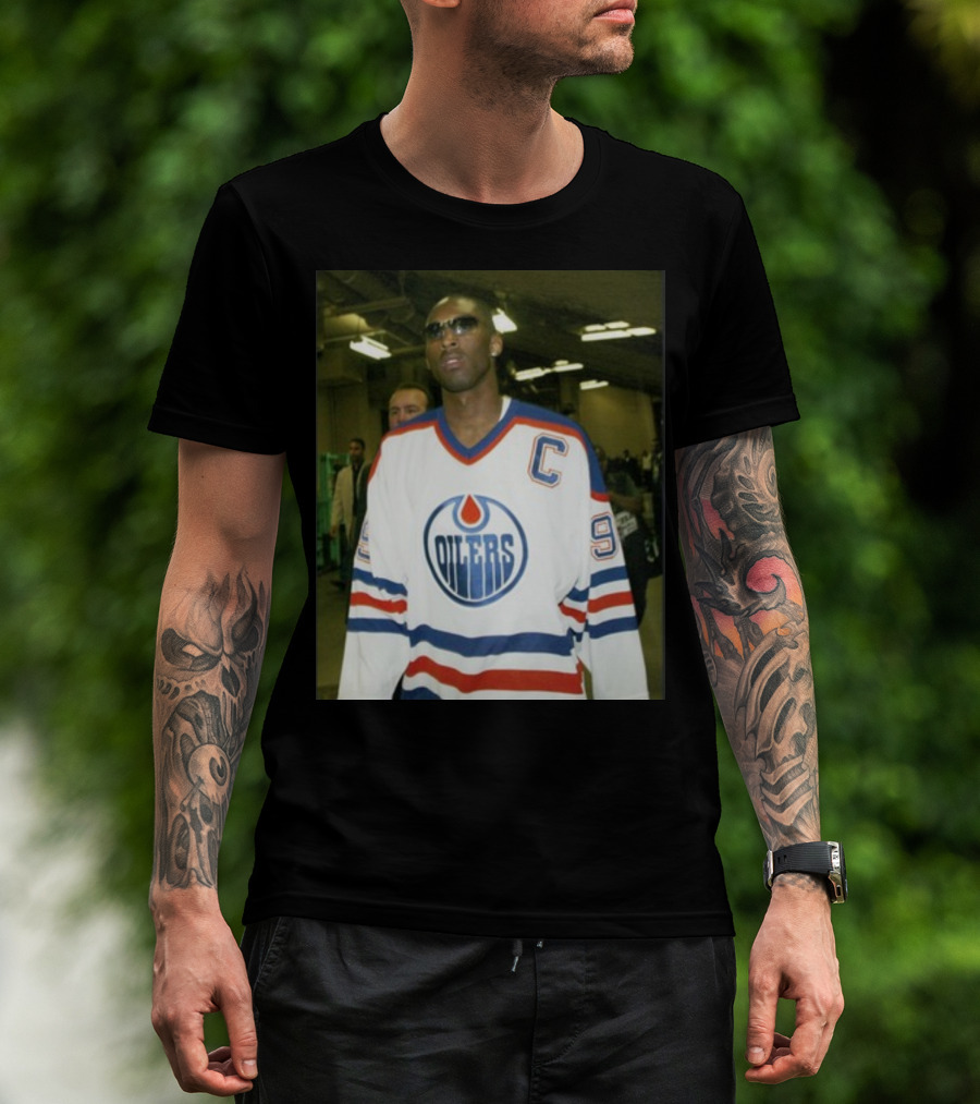 Warren Foegele Wearing Mamba Oilers 99 T-Shirt