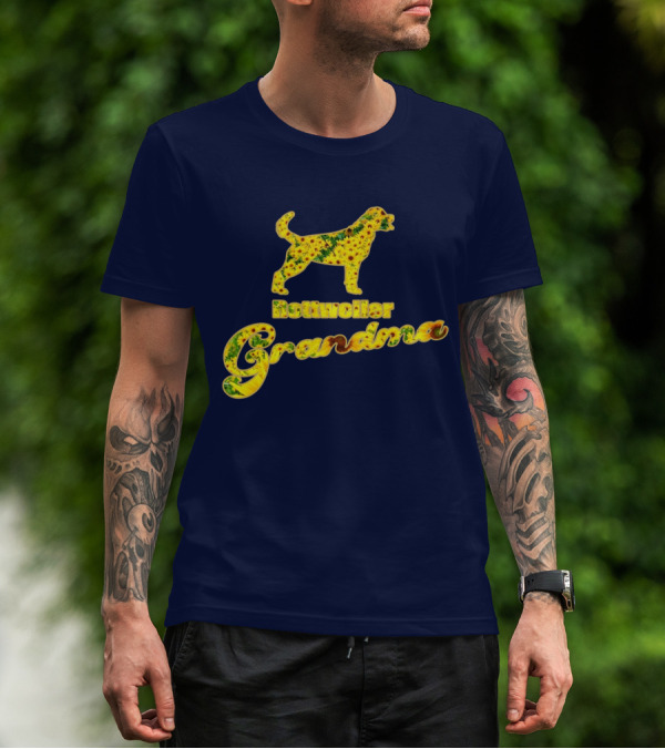 Rottweiler Grandma Yellow Sunflower T-Shirt