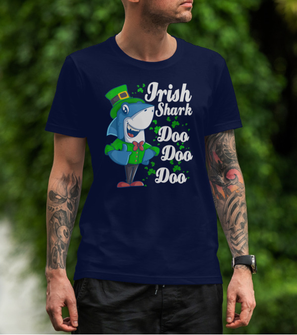 Irish Shark Doo Doo Doo Dad Shamrock Leprechaun Hat T-Shirt