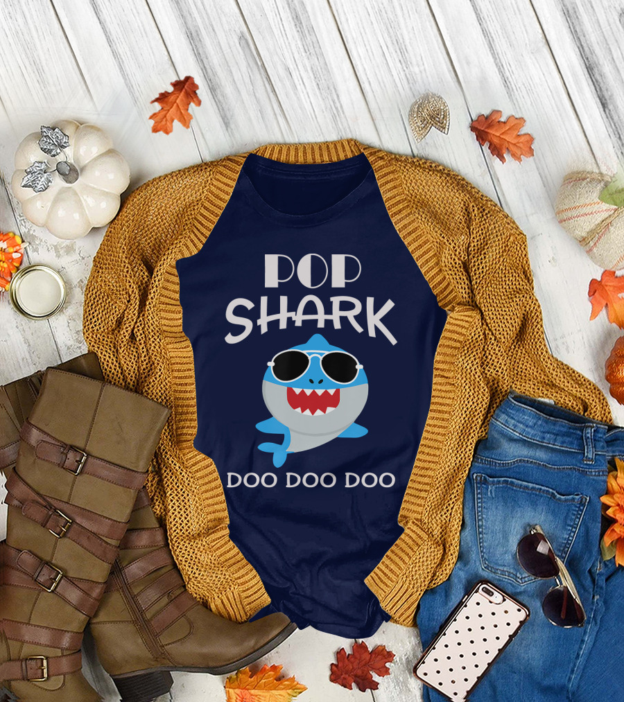 Pop Shark Doo Doo Doo Sunglasses Fun T-Shirt