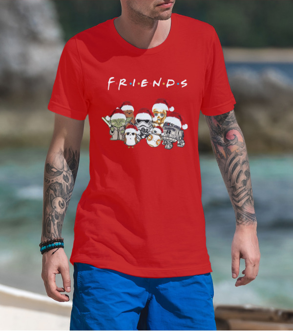 Star Wars Characters Yoda Chewbacca Porgs Stormtrooper R2 D2 C 3PO BB 8 Friends TV Show Christmas Santa Hats T-Shirt