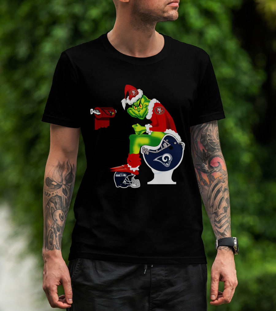 49ers Grinch On Rams Toilet With Cardinals Toilet Paper Seahawks Helmet T-Shirt