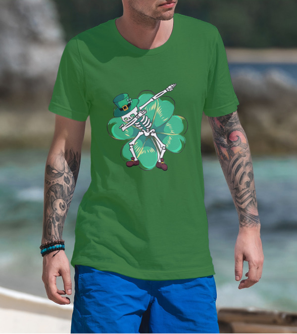 St Patrick's Day Skeleton Dabbing Leprechaun Clover T-Shirt