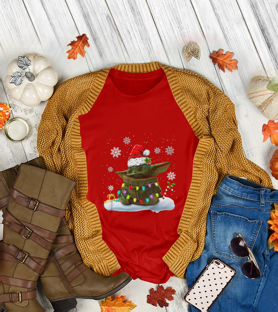 Santa Baby Yoda Christmas Lights Snowflakes Candy Cane Holiday Scene T-Shirt