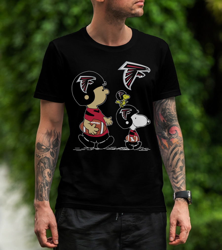 Peanuts Christmas Atlanta Falcons Football Charlie Brown Snoopy Woodstock T-Shirt