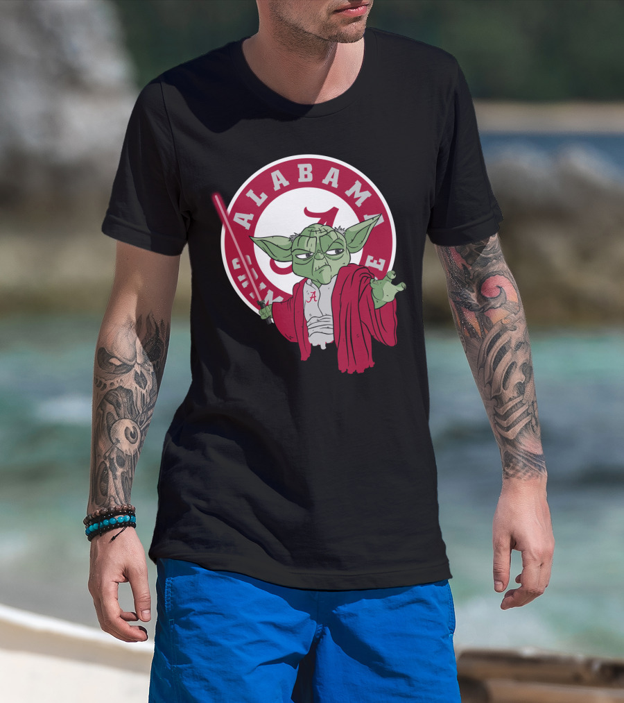 Alabama Crimson Tide Yoda With Lightsaber T-Shirt
