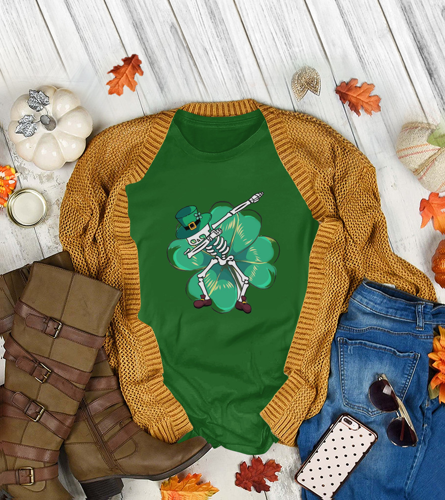 Dabbing Skeleton Leprechaun Shamrock St Patrick's Day T-Shirt
