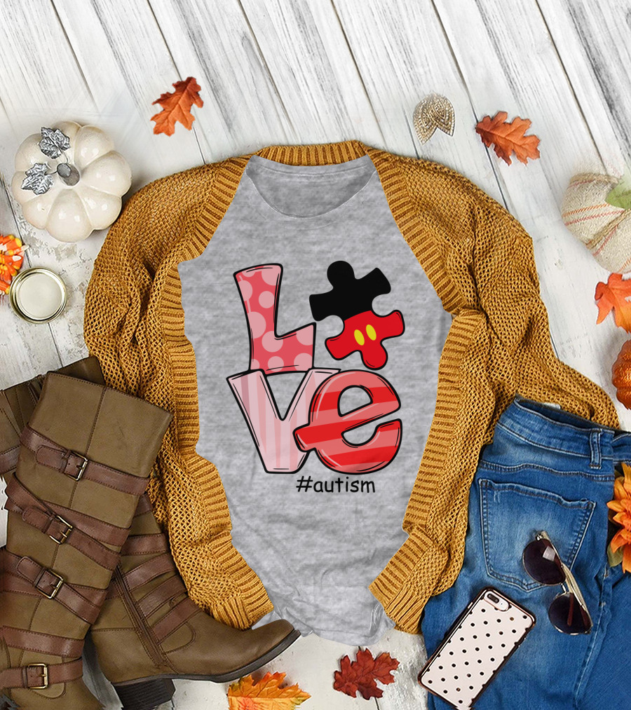 LOVE Autism #autism Puzzle Piece Mouse T-Shirt