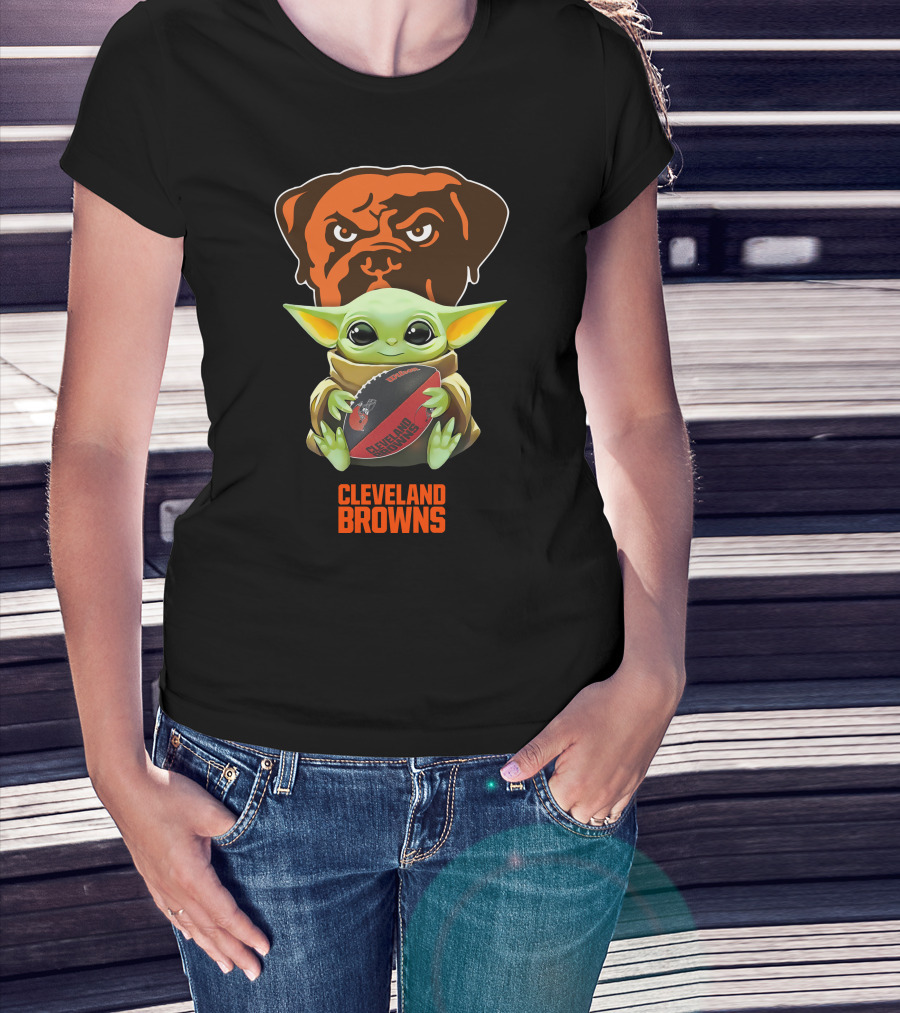 Cleveland Browns Baby Yoda Football Hug Star Wars Browns Dog T-Shirt