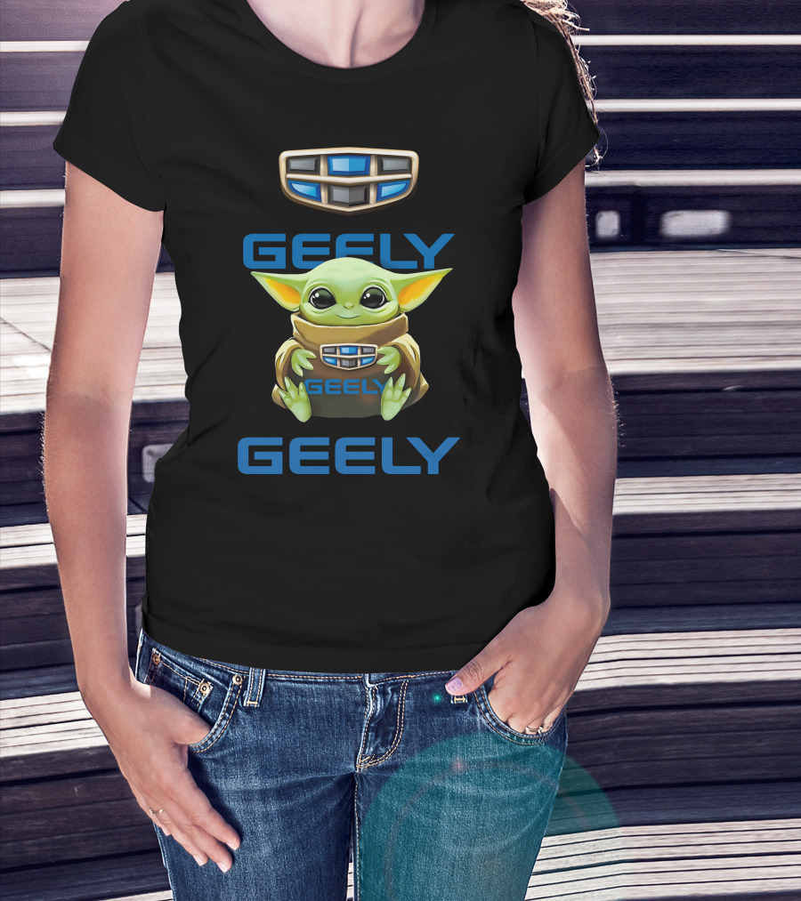 Star Wars The Mandalorian Baby Yoda Geely Embrace T-Shirt