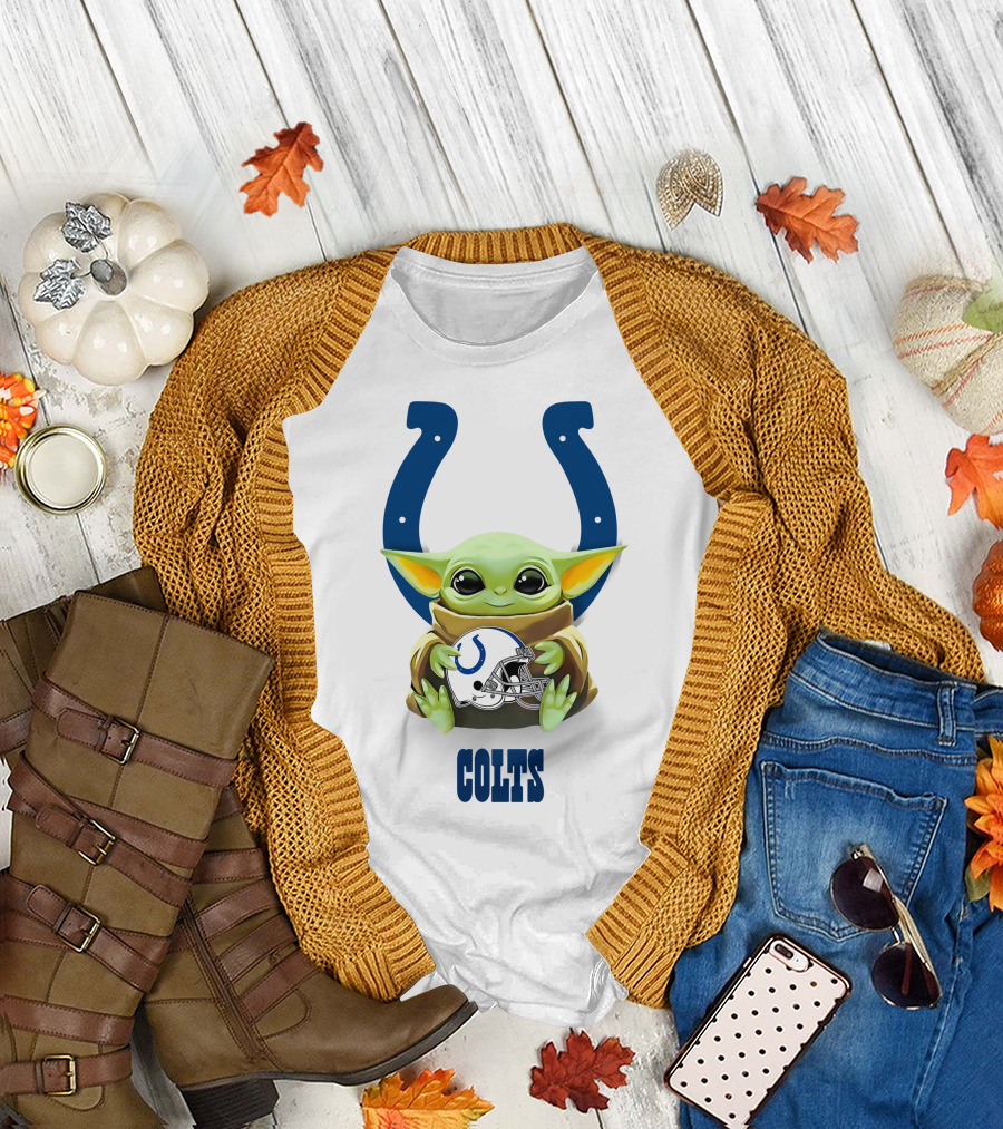 Baby Yoda Hugging Indianapolis Colts Helmet with Horseshoe T-Shirt