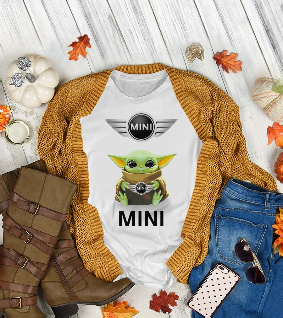 Baby Yoda Hugging MINI Logo Star Wars Mini White T-Shirt