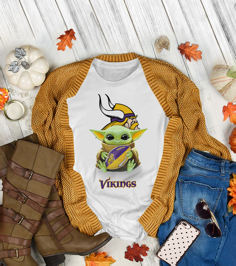Star Wars Baby Yoda Hug Vikings Football Minnesota Tailgate White T-Shirt