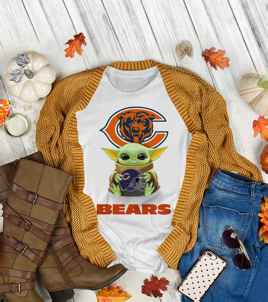 Grogu Holding Chicago Bears Helmet with Team Logo and Bear Emblem T-Shirt