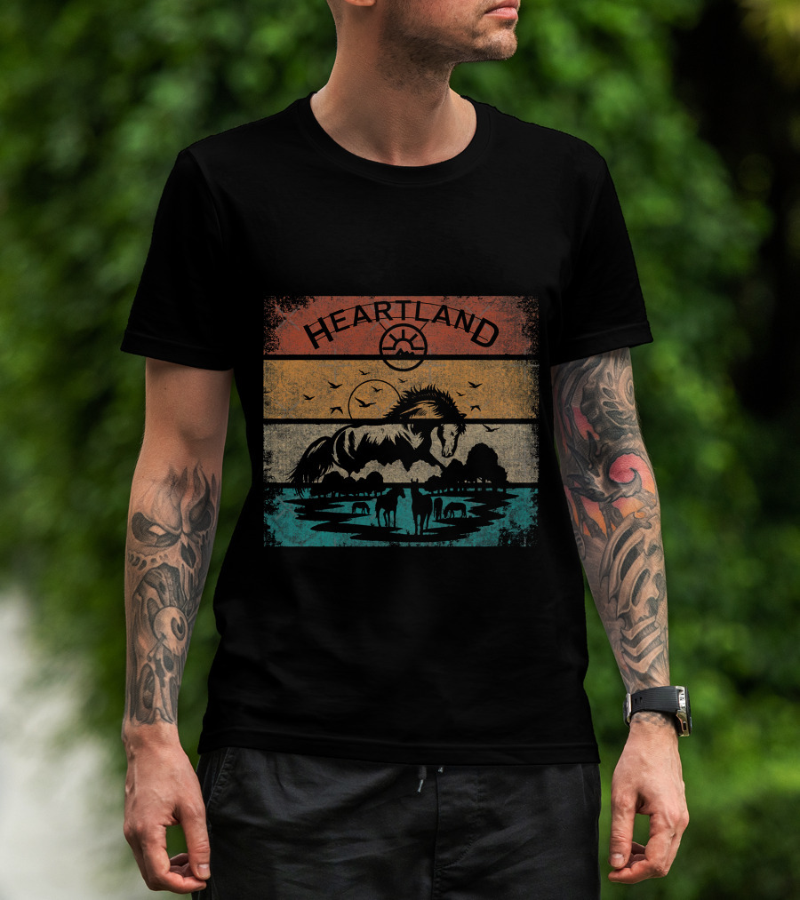 Heartland Horse Silhouette Retro Sunset Scene T-Shirt