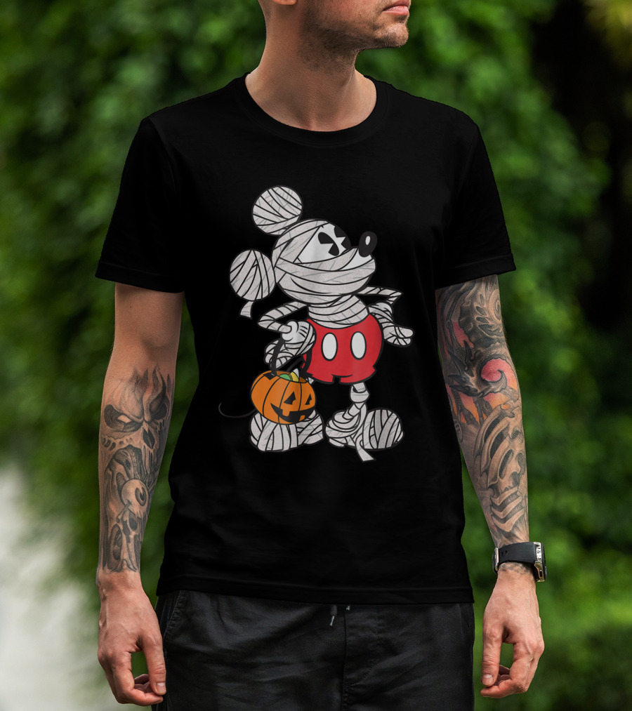 Mickey Mouse Halloween Mummy With Pumpkin Trick-or-Treat Bag T-Shirt