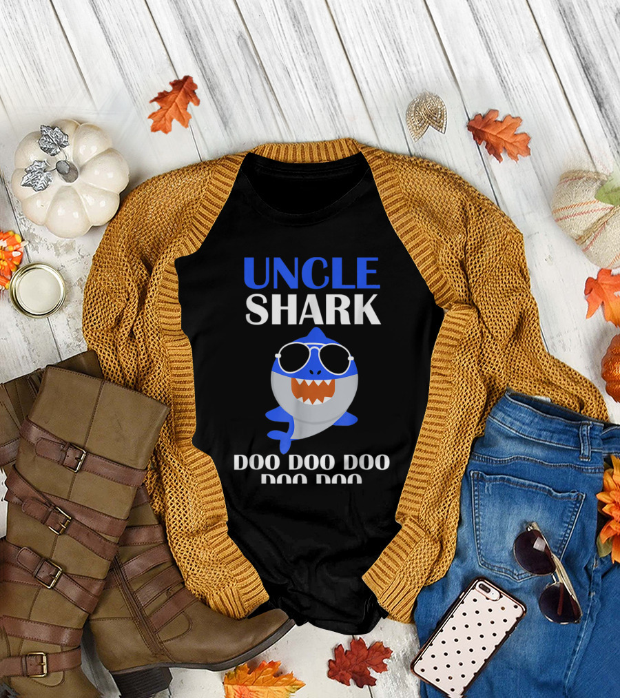 UNCLE SHARK DOO DOO DOO SHARK WITH SUNGLASSES T-Shirt