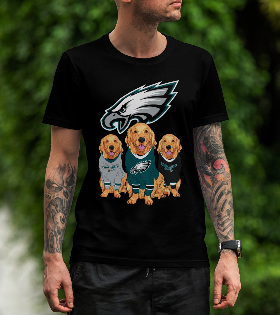 Philadelphia Eagles Golden Retrievers T-Shirt