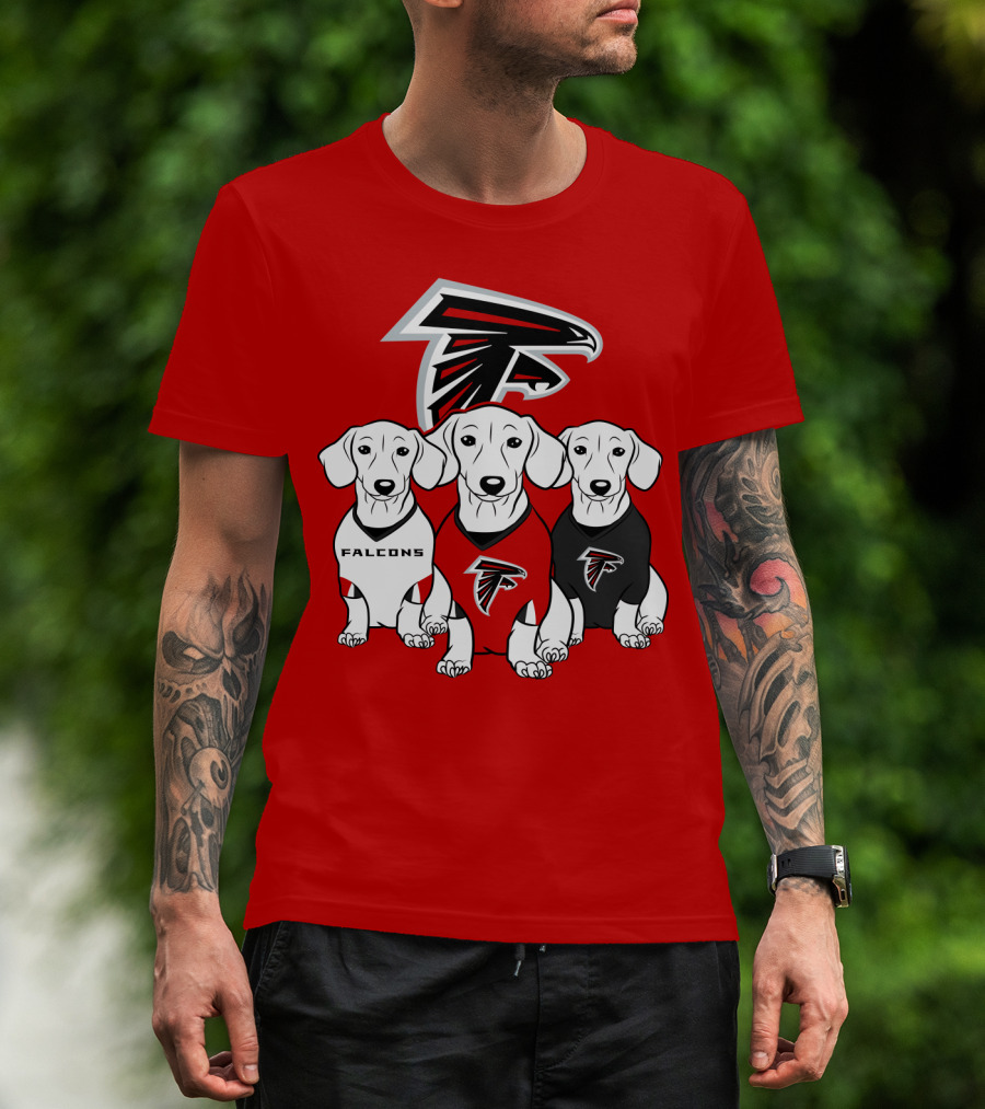 Atlanta Falcons With Dachshund  T-Shirt