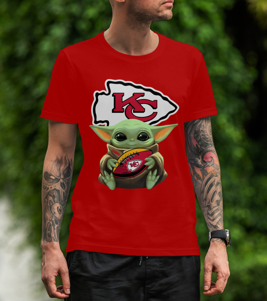 Babyyoda Holding Kansas City Chiefs Football T-Shirt