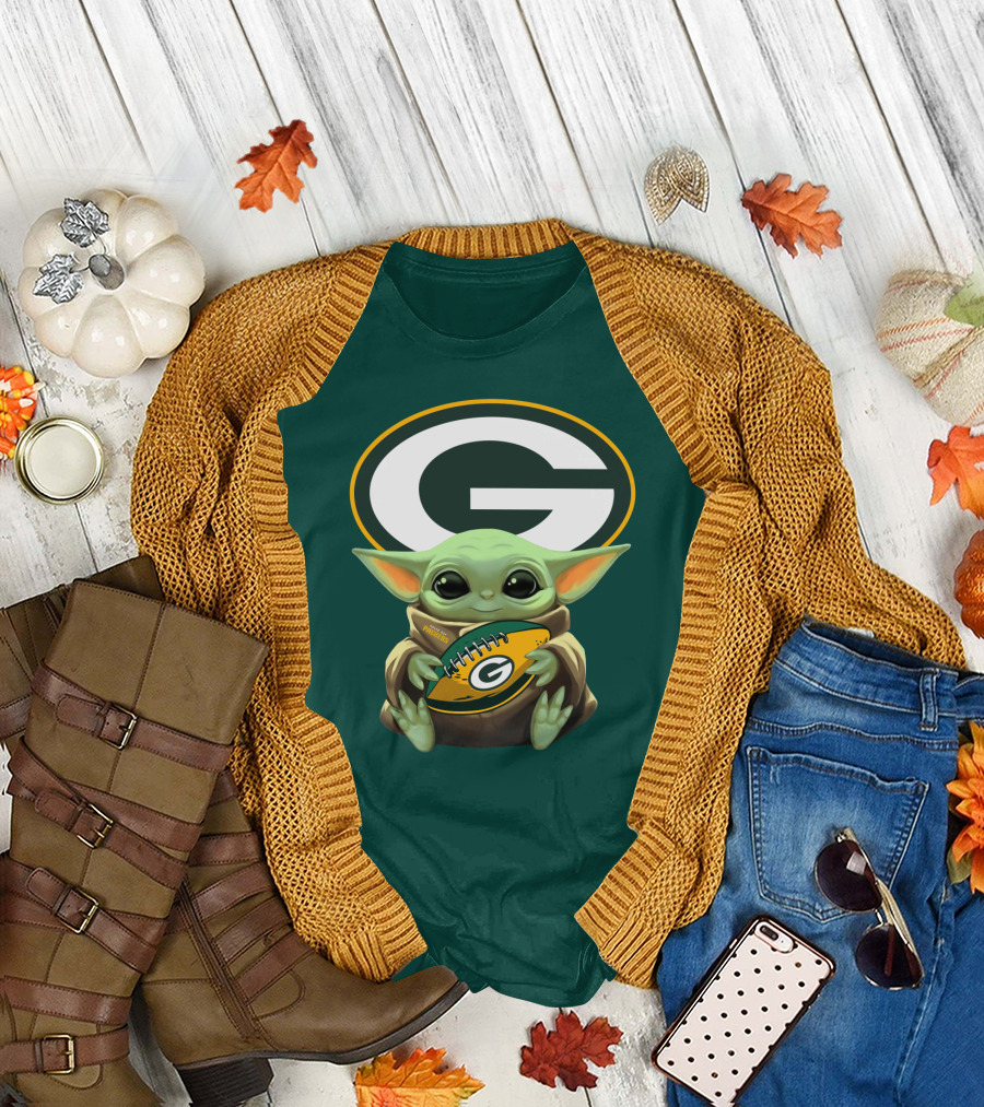 Baby Yoda Green Bay Packers Football Fan T-Shirt