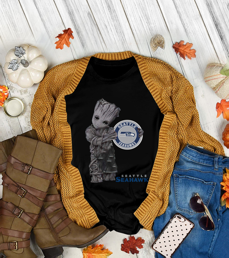Seattle Seahawks Groot Holding Team T-Shirt
