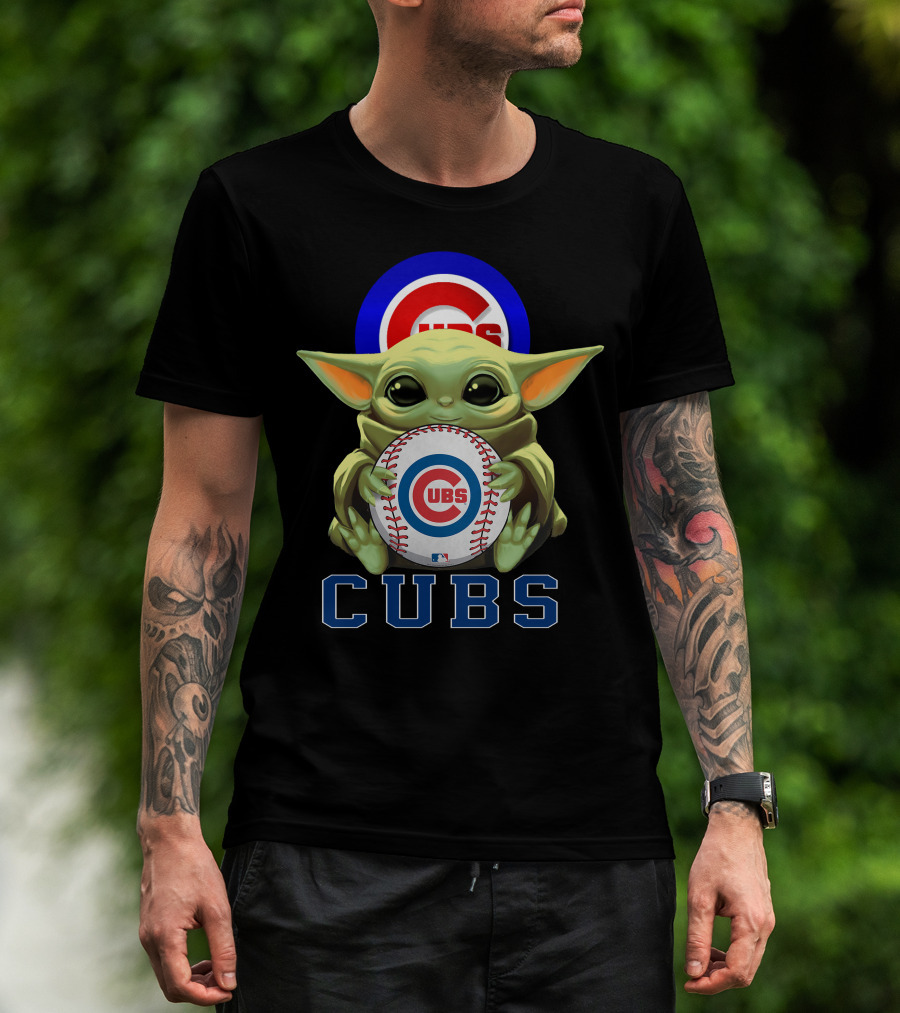 Cubs Baseball Star Wars Yoda Holding Mlb T-Shirt