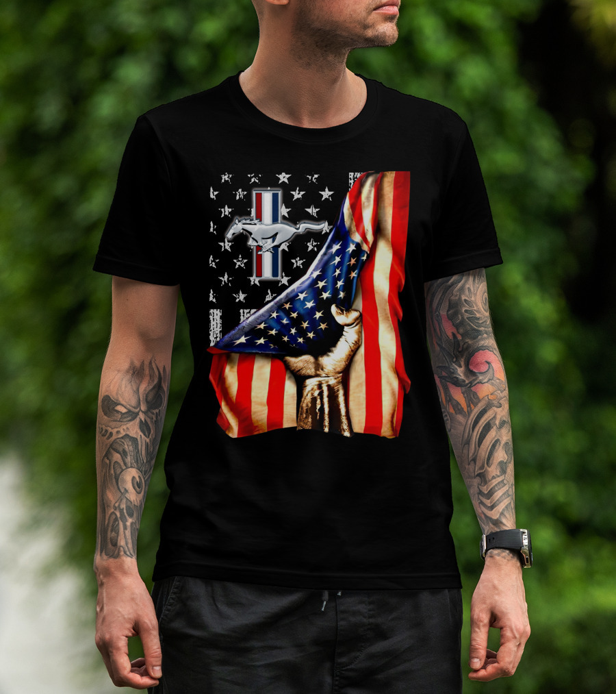 Mustang 04 American Flag Stars And Stripes Horse T-Shirt