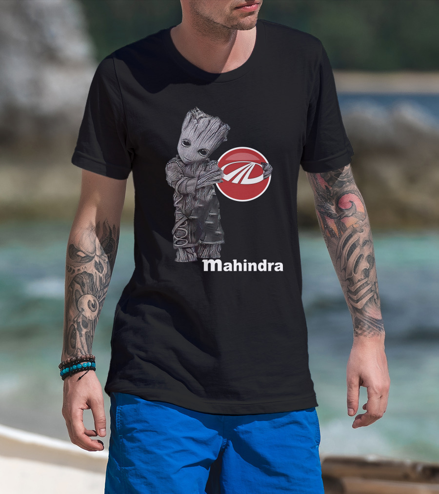Mahindra Groot Hugging T-Shirt