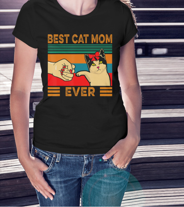 Best Cat Mom Ever Vintage Retro Cat Fist Bump T-Shirt