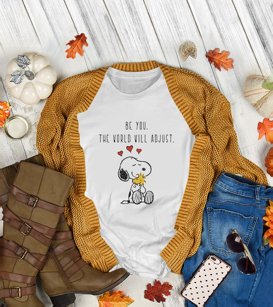 Be You the World Will Adjust Snoopy Woodstock Hearts Hug T-Shirt