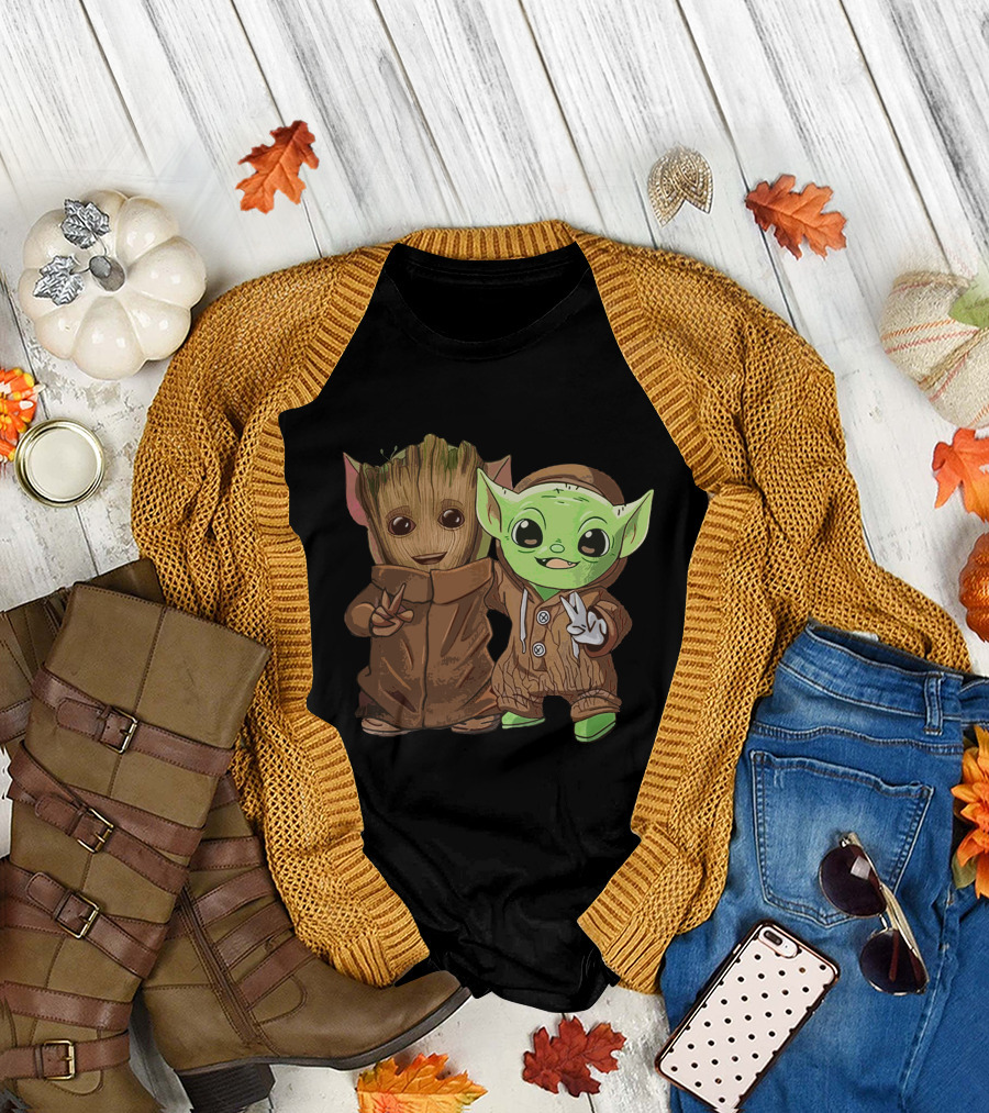 Only Today Baby Groot And Baby Yoda Peace Pals T-Shirt
