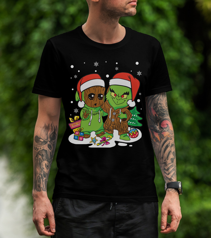 Christmas Friends Santa Hats Holiday Celebration Snowflakes Presents T-Shirt