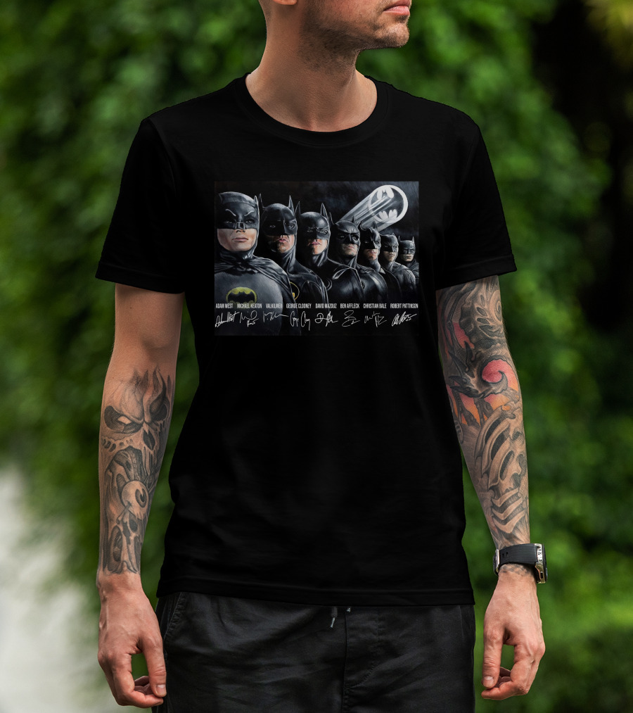 Adam West Michael Keaton Val Kilmer George Clooney David Mazouz Ben Affleck Christian Bale Robert Pattinson Batman Bat-Signal T-Shirt