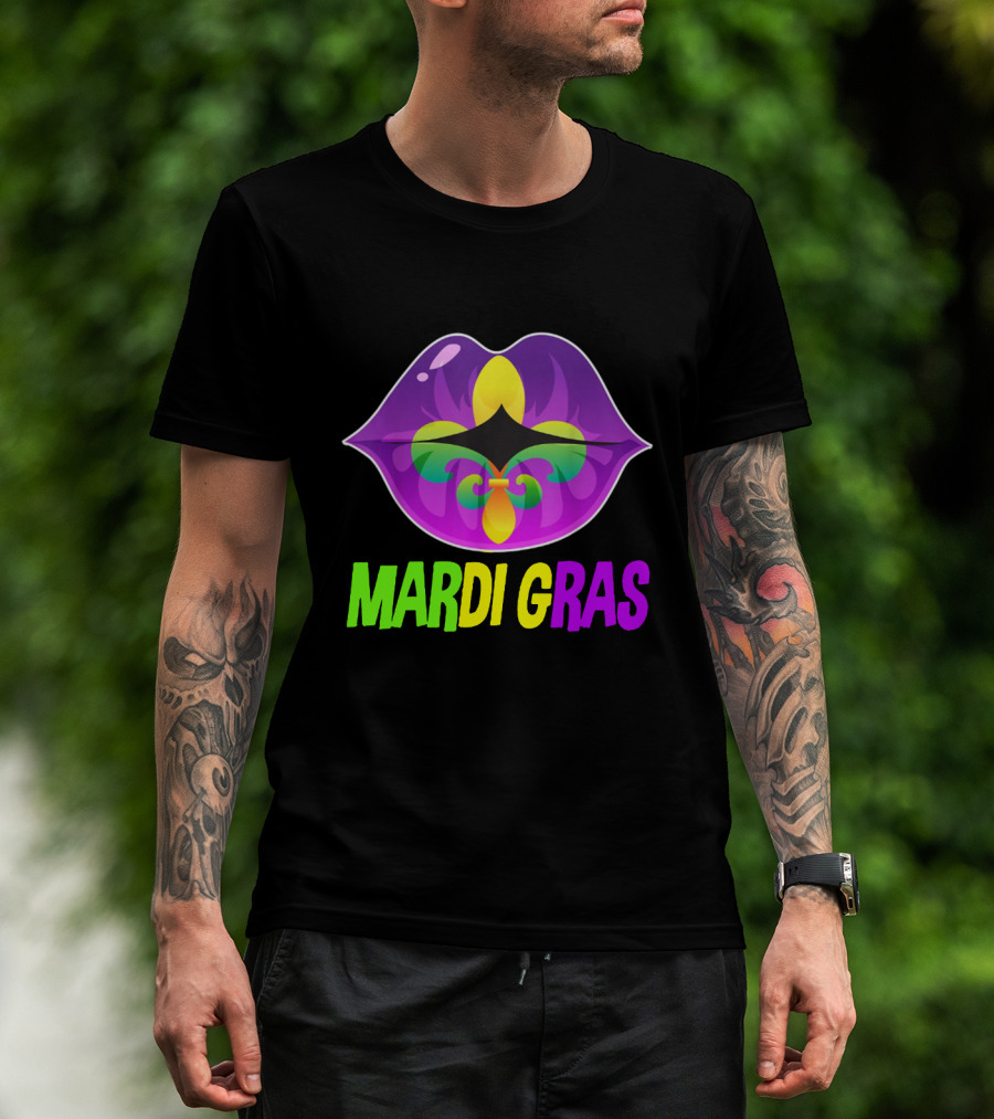 Mardi Gras Lip Fleur De Lis Purple Green Yellow T-Shirt